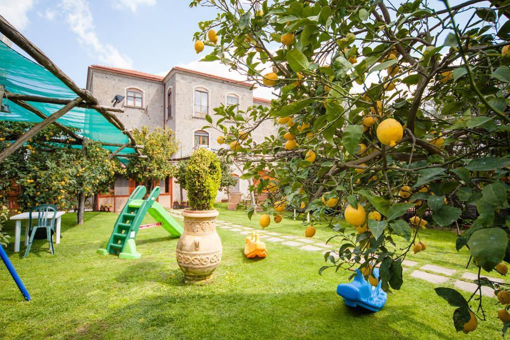 Villa De Angelis Sorrento Bagian luar foto