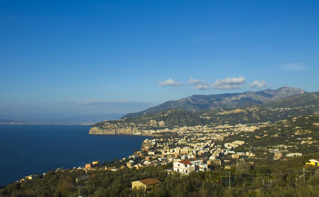 Villa De Angelis Sorrento Bagian luar foto