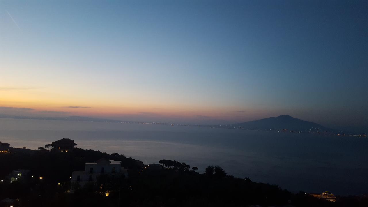 Villa De Angelis Sorrento Bagian luar foto