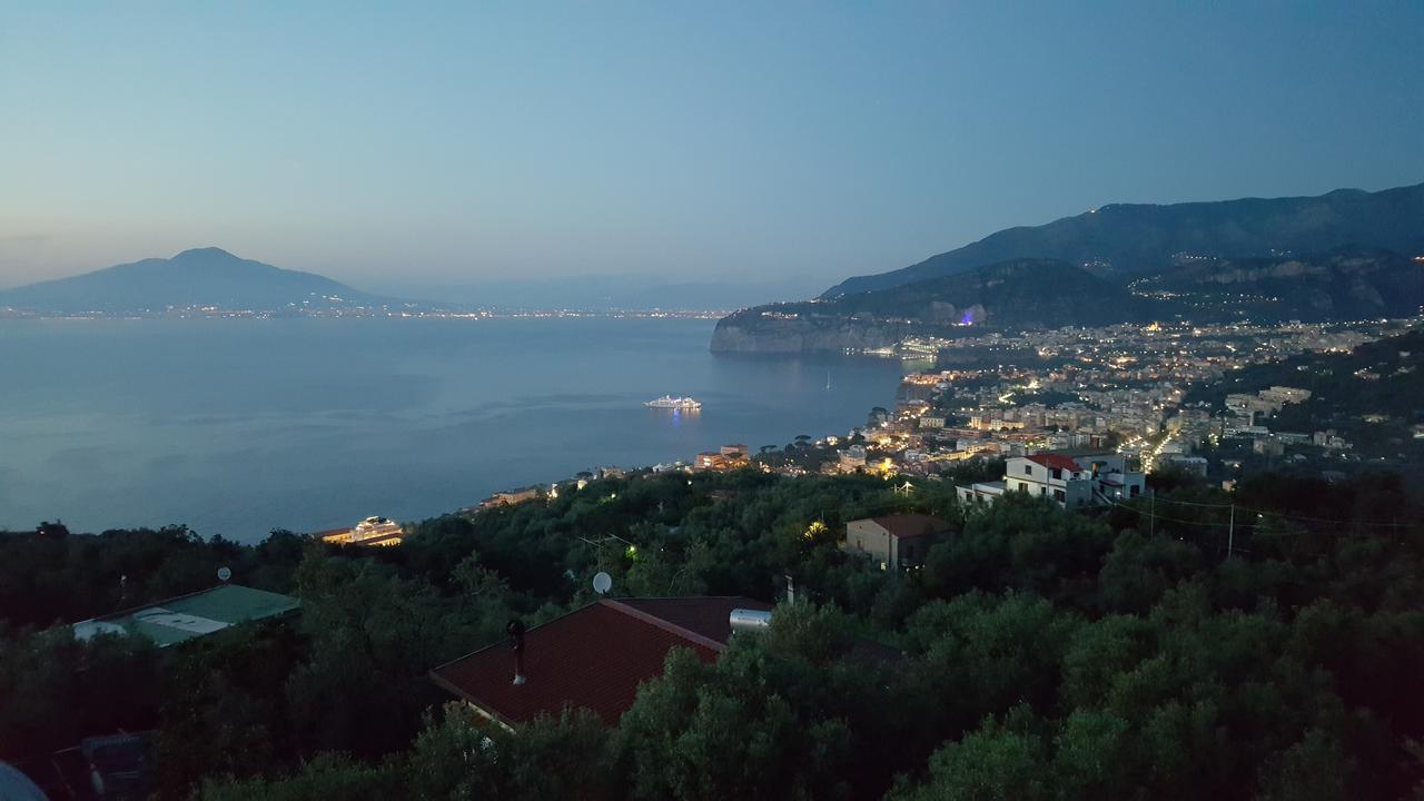 Villa De Angelis Sorrento Bagian luar foto